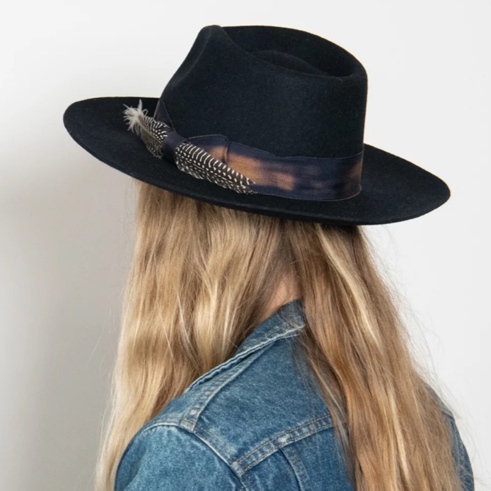 NWT Wyeth Lyon Midnight Custom O/S Unisex Black Fedora Hat with Feather